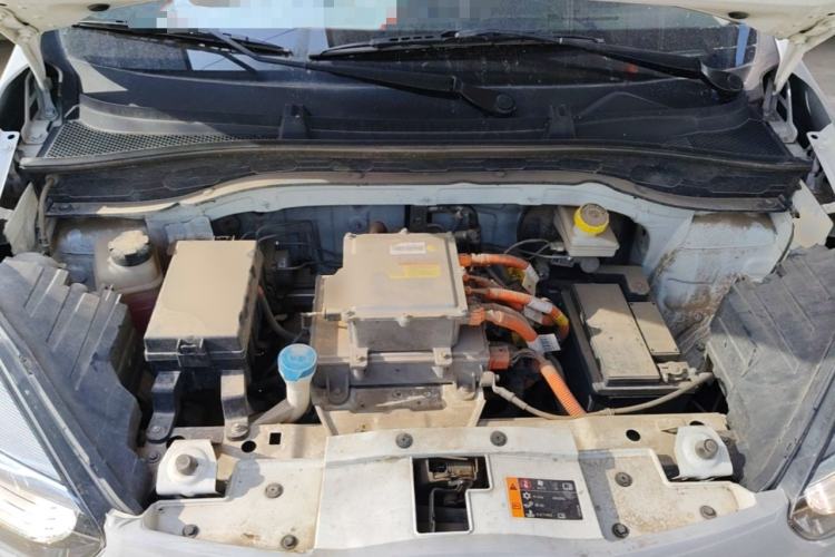 Used Roewe Clever 2022 311km QiQi BoBo Edition Engine Bay