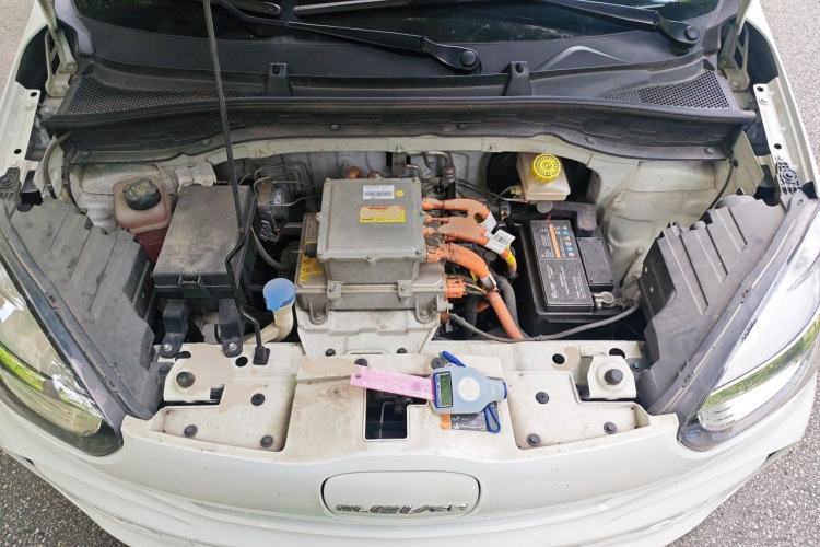 Used Roewe Clever 2022 311km QiQi BoBo Edition Engine Bay
