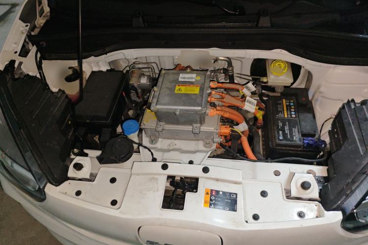 Used Roewe Clever 2022 311km QiQi BoBo Edition Engine Bay