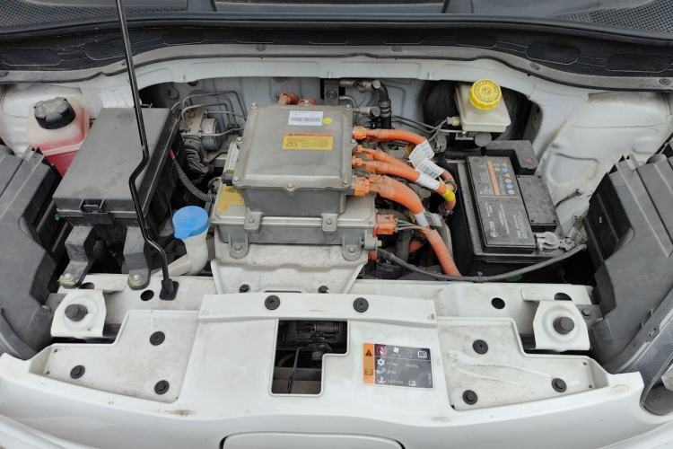 Used Roewe Clever 2022 311km QiQi BoBo Edition Engine Bay