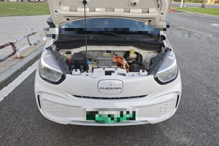 Used Roewe Clever 2022 311km QiQi BoBo Edition Engine Bay