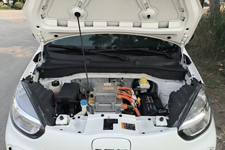 Used Roewe Clever 2022 311km QiQi BoBo Edition Engine Bay