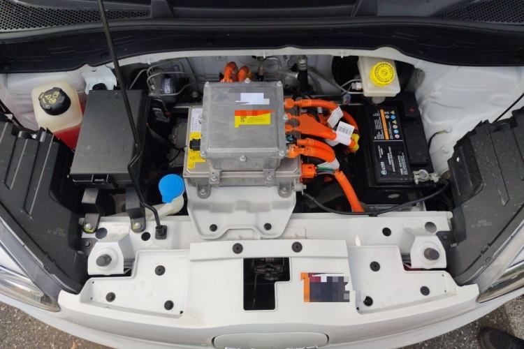 Used Roewe Clever 2022 311km QiQi BoBo Edition Engine Bay