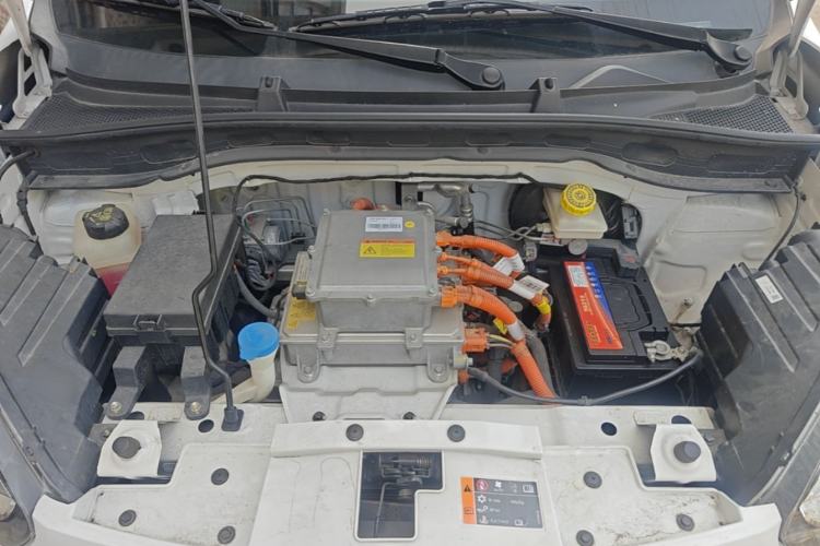Used Roewe Clever 2022 311km QiQi BoBo Edition Engine Bay