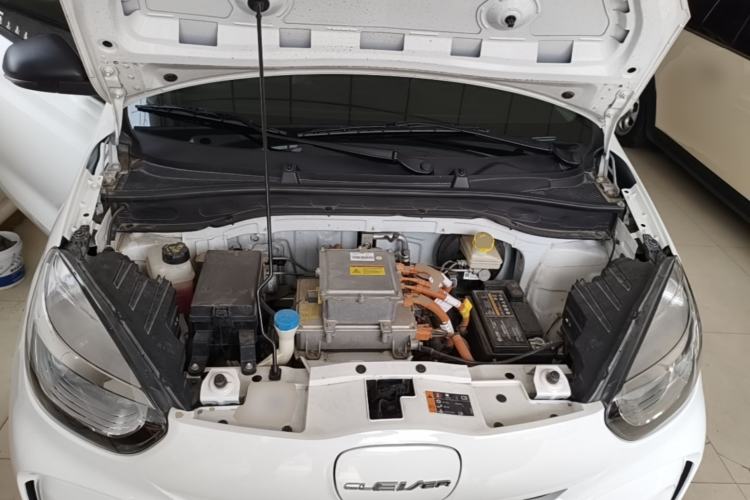 Used Roewe Clever 2022 311km QiQi BoBo Edition Engine Bay