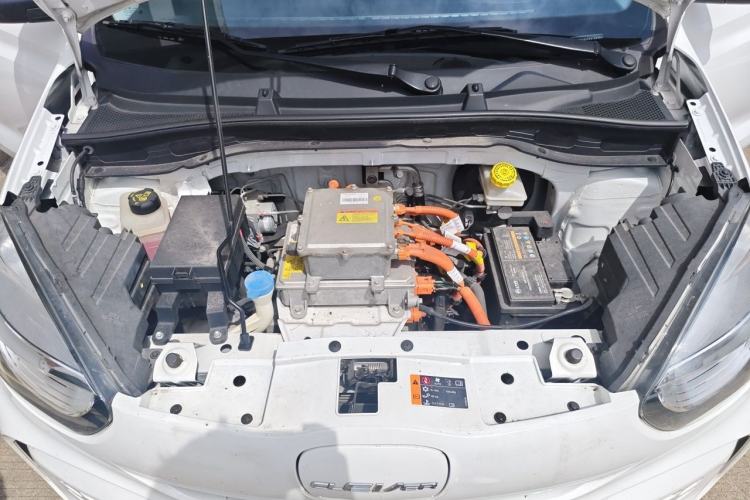 Used Roewe Clever 2022 311km QiQi BoBo Edition Engine Bay