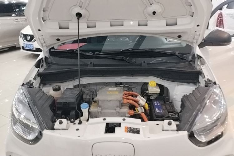 Used Roewe Clever 2022 311km QiQi BoBo Edition Engine Bay