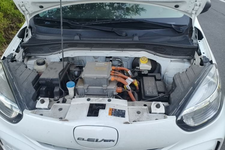 Used Roewe Clever 2022 311km QiQi BoBo Edition Engine Bay