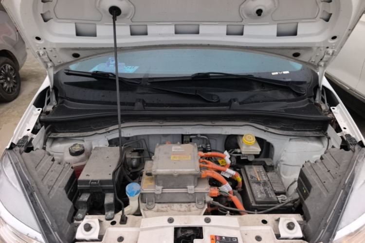 Used Roewe Clever 2022 311km QiQi BoBo Edition Engine Bay