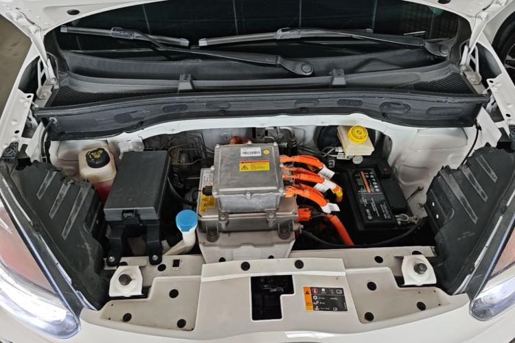 Used Roewe Clever 2022 311km QiQi BoBo Edition Engine Bay