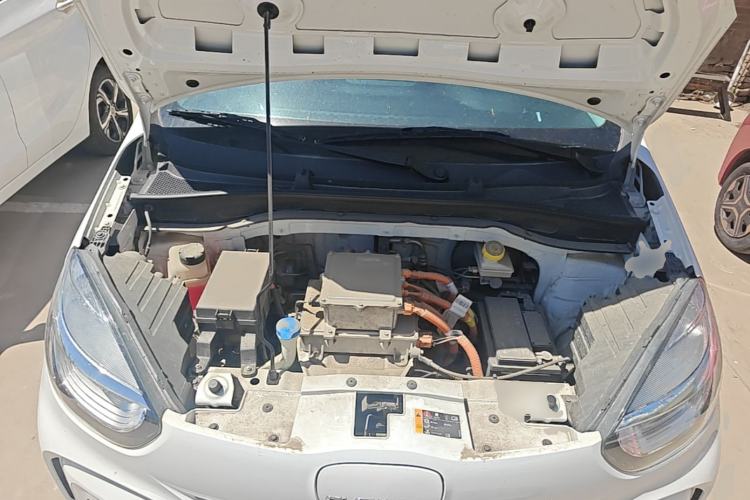 Used Roewe Clever 2022 311km QiQi BoBo Edition Engine Bay