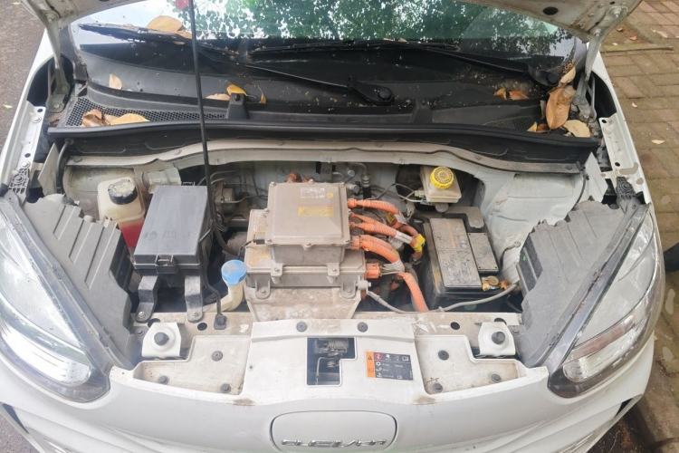 Used Roewe Clever 2022 311km QiQi BoBo Edition Engine Bay