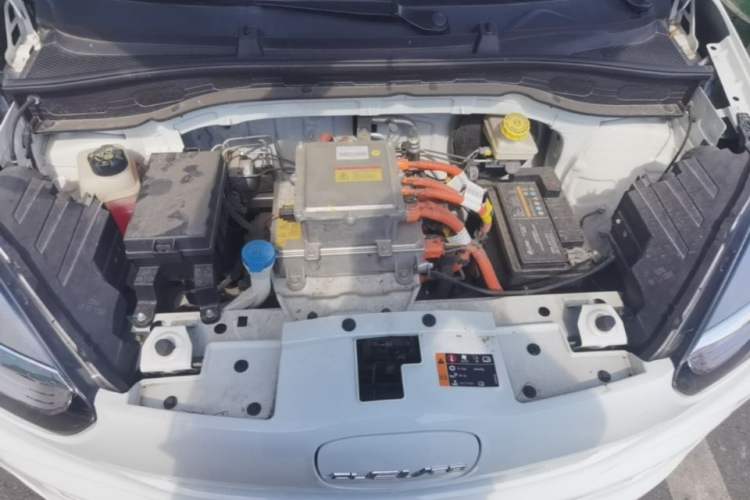 Used Roewe Clever 2022 311km QiQi BoBo Edition Engine Bay