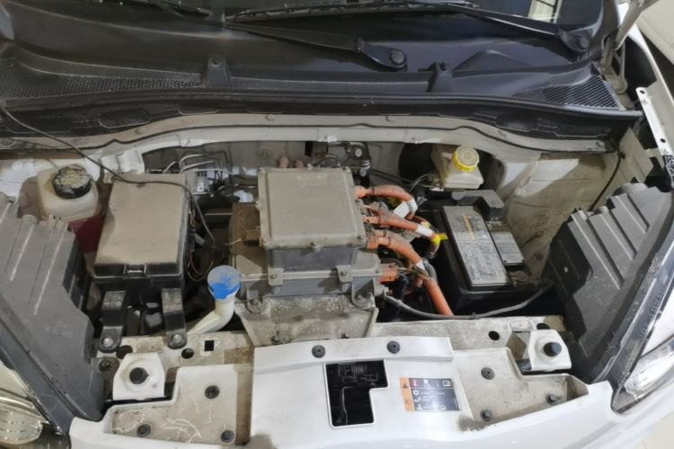 Used Roewe Clever 2022 311km QiQi BoBo Edition Engine Bay