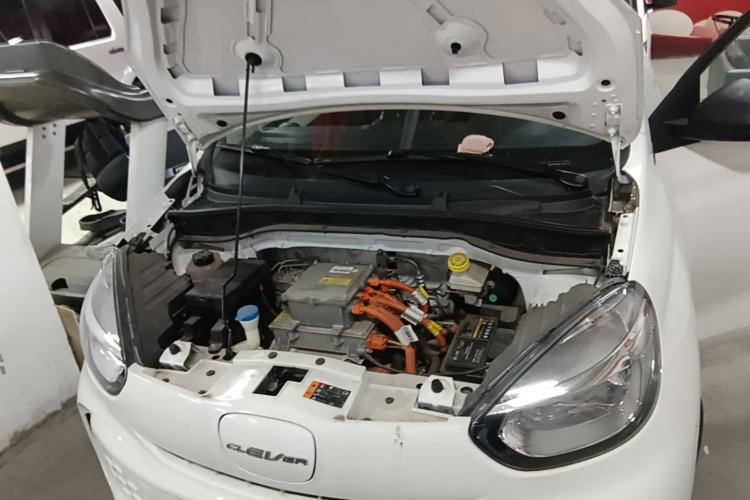 Used Roewe Clever 2022 311km QiQi BoBo Edition Engine Bay