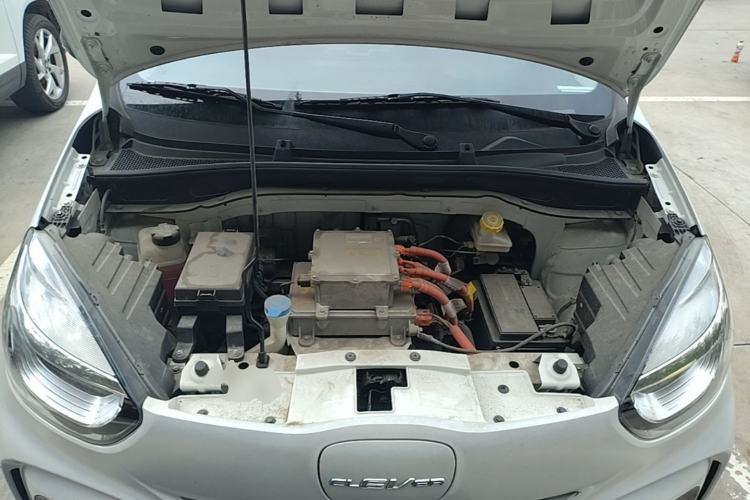 Used Roewe Clever 2022 311km QiQi BoBo Edition Engine Bay