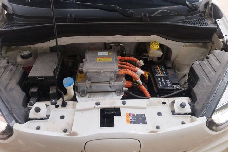 Used Roewe Clever 2022 311km QiQi BoBo Edition Engine Bay