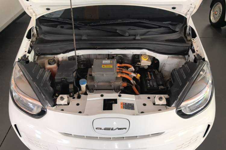 Used Roewe Clever 2022 311km QiQi BoBo Edition Engine Bay