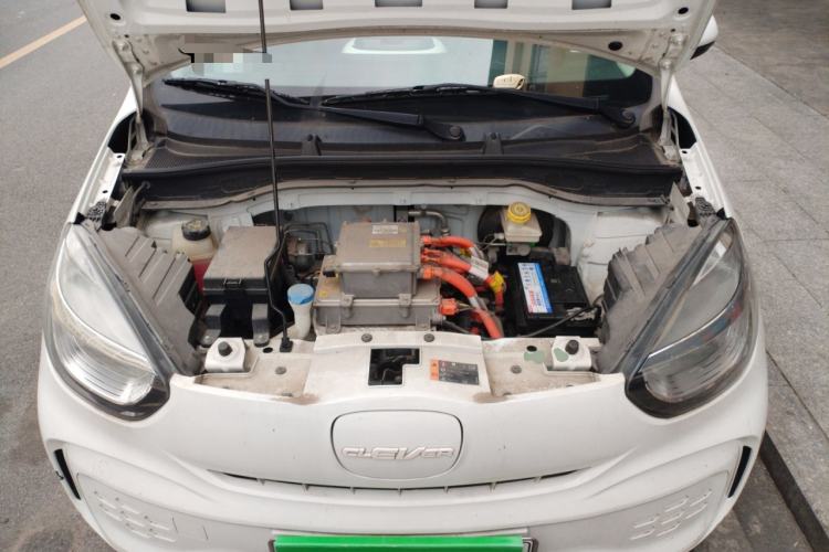 Used Roewe Clever 2022 311km QiQi BoBo Edition Engine Bay