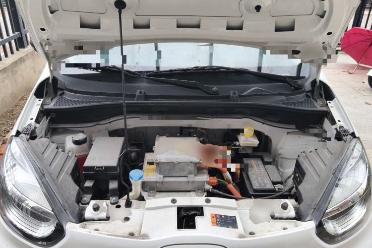 Used Roewe Clever 2022 311km QiQi BoBo Edition Engine Bay