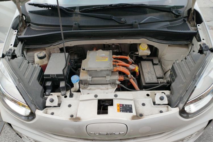 Used Roewe Clever 2022 311km QiQi BoBo Edition Engine Bay