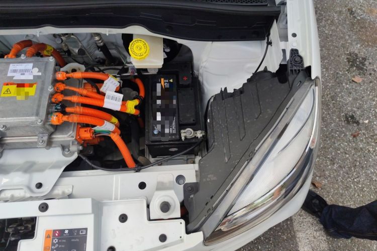 Used Roewe Clever 2022 311km QiQi BoBo Edition Engine Bay Left