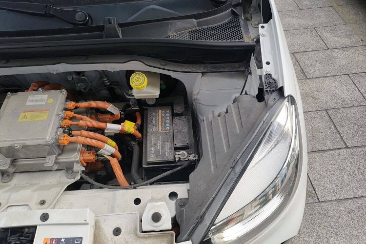 Used Roewe Clever 2022 311km QiQi BoBo Edition Engine Bay Left