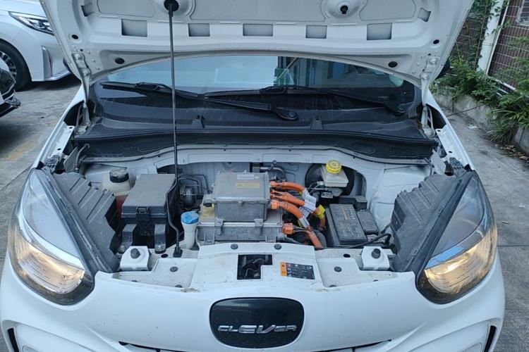 Used Roewe Clever 2022 311km QiQi BoBo Edition Engine Bay