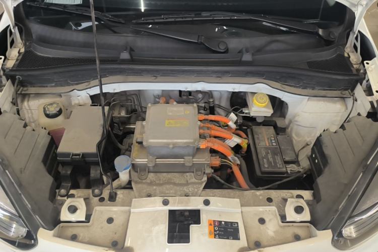 Used Roewe Clever 2022 311km QiQi BoBo Edition Engine Bay