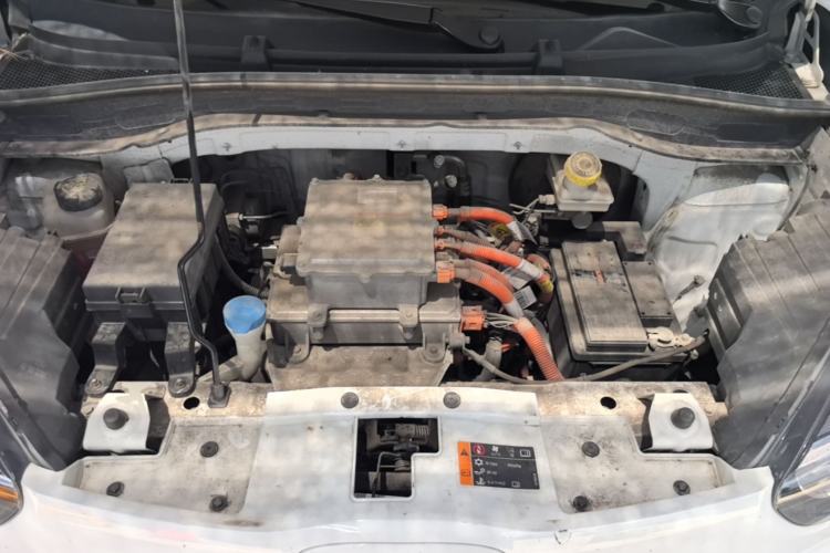 Used Roewe Clever 2022 311km QiQi BoBo Edition Engine Bay