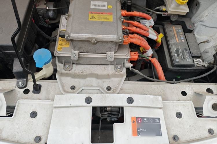Used Roewe Clever 2022 311km QiQi BoBo Edition Engine Bay