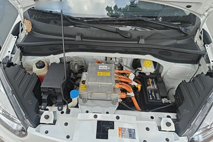 Used Roewe Clever 2022 311km QiQi BoBo Edition Engine Bay