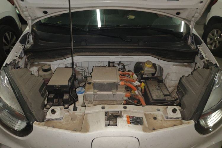 Used Roewe Clever 2022 311km QiQi BoBo Edition Engine Bay