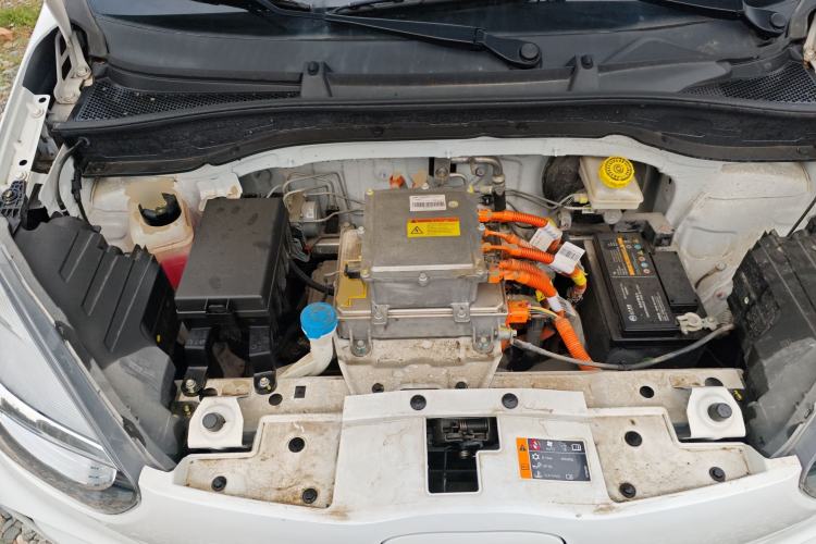 Used Roewe Clever 2022 311km QiQi BoBo Edition Engine Bay