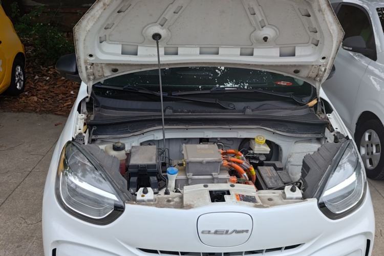 Used Roewe Clever 2022 311km QiQi BoBo Edition Engine Bay