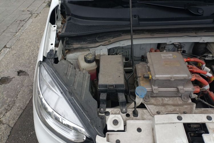 Used Roewe Clever 2022 311km QiQi BoBo Edition Engine Bay Right
