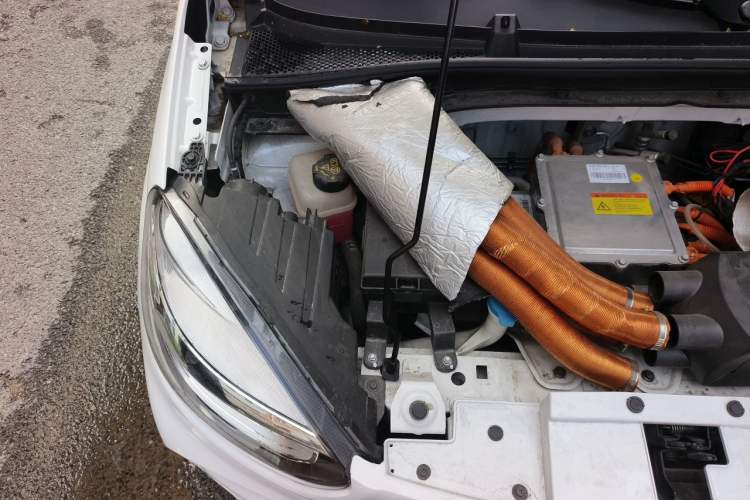 Used Roewe Clever 2022 311km QiQi BoBo Edition Engine Bay Right