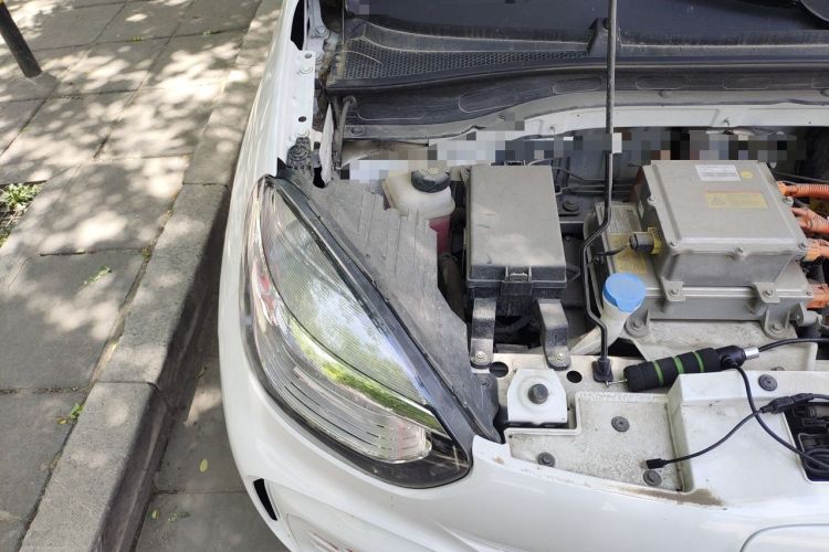 Used Roewe Clever 2022 311km QiQi BoBo Edition Engine Bay Right