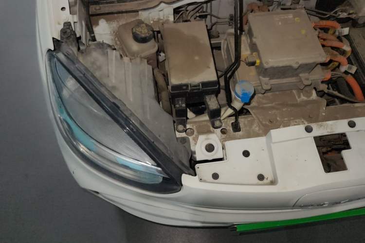 Used Roewe Clever 2022 311km QiQi BoBo Edition Engine Bay Right
