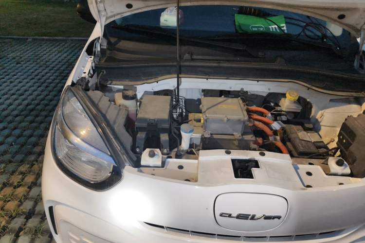 Used Roewe Clever 2022 311km QiQi BoBo Edition Engine Bay Right