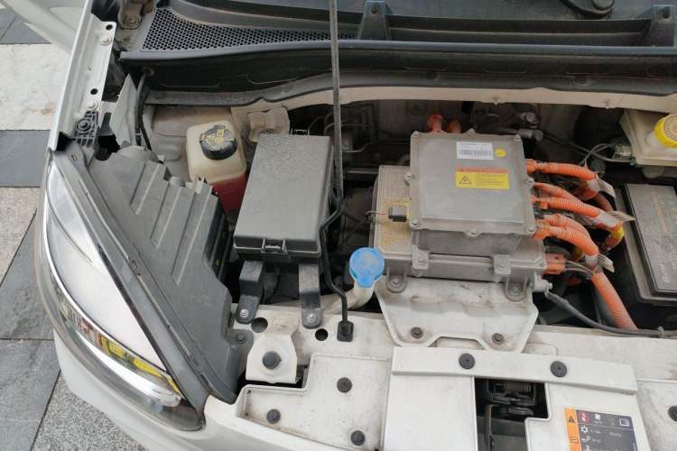 Used Roewe Clever 2022 311km QiQi BoBo Edition Engine Bay Right