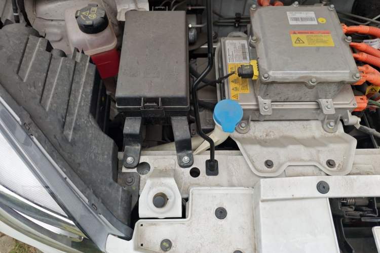 Used Roewe Clever 2022 311km QiQi BoBo Edition Engine Bay Right