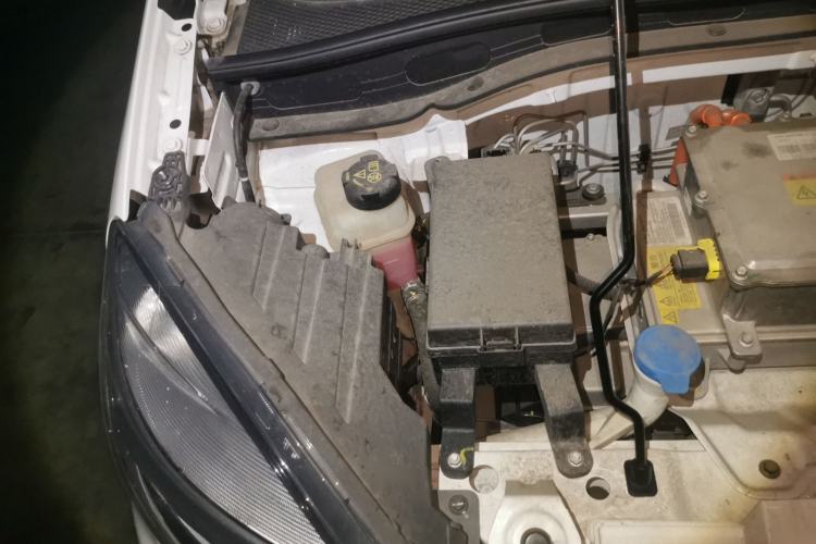 Used Roewe Clever 2022 311km QiQi BoBo Edition Engine Bay Right