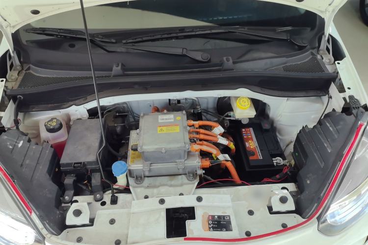 Used Roewe Clever 2022 311km QiQi BoBo Edition Engine Bay