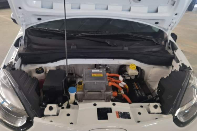 Used Roewe Clever 2022 311km QiQi BoBo Edition Engine Bay