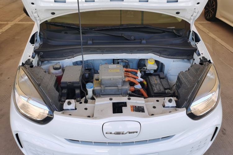 Used Roewe Clever 2022 311km QiQi BoBo Edition Engine Bay