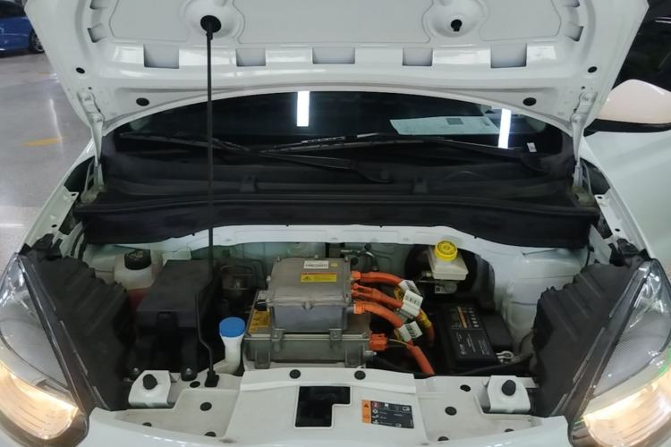 Used Roewe Clever 2022 311km QiQi BoBo Edition Engine Bay