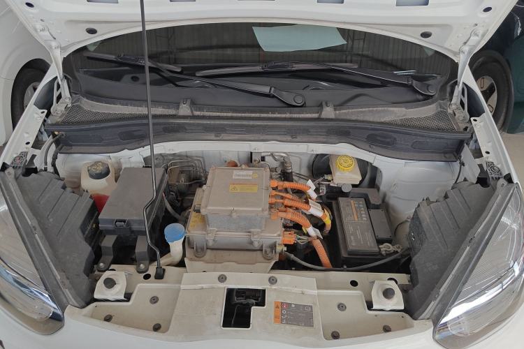 Used Roewe Clever 2022 311km QiQi BoBo Edition Engine Bay