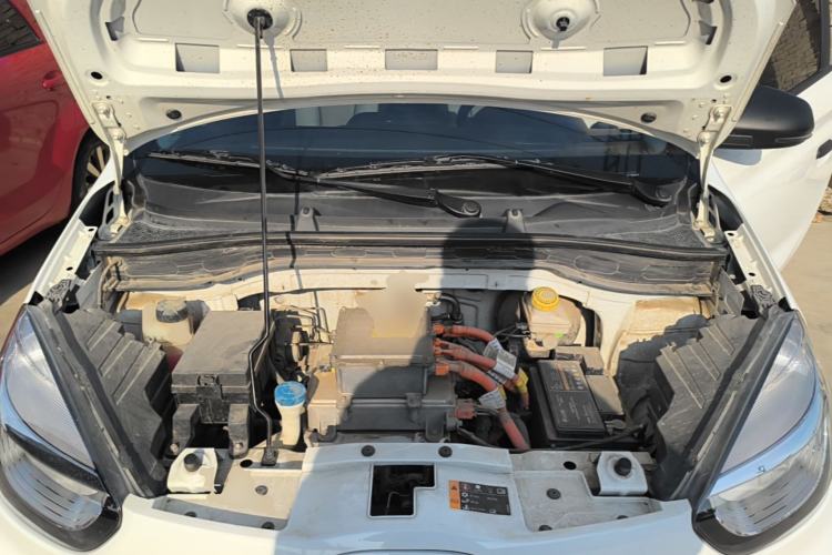 Used Roewe Clever 2022 311km QiQi BoBo Edition Engine Bay