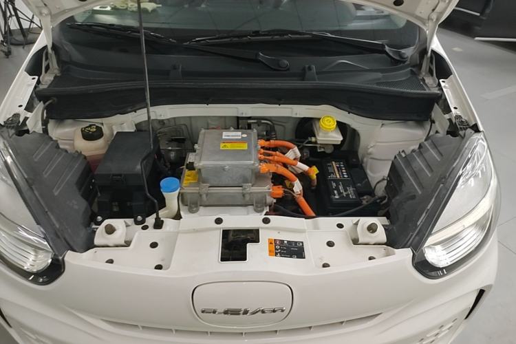 Used Roewe Clever 2022 311km QiQi BoBo Edition Engine Bay